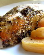 Куриная грудка с айвой и прованскими травами