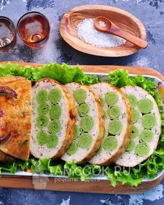 Курица по-царски, фаршированная блинами