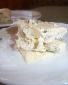 Курица под майонезом