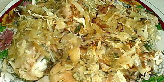 Курица со свежей капустой в духовке