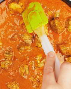 Курица в томатно-сливочном соусе