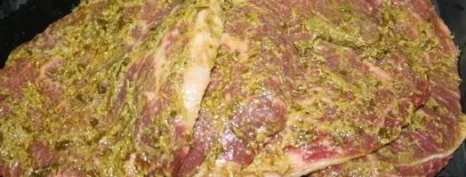 мраморная говядина в соусе песто на решетке на мангале. Шаг 2