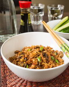 Рубленая курица с грибами и рисом