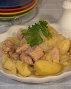 Свинина, тушеная с картошкой