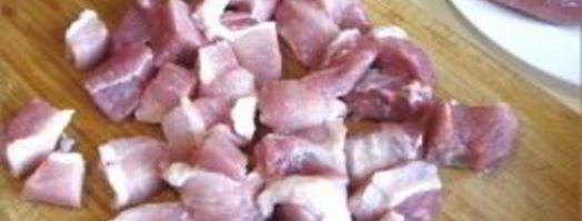 свинина тушеная в горшочке. Шаг 2