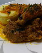 Свиные ребрышки, тушеные в мультиварке