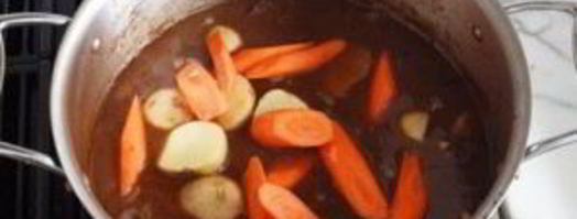 тушеная говядина с картошкой. Шаг 5