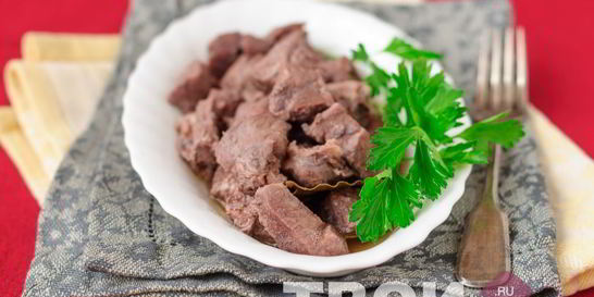 Тушеная свинина в мультиварке