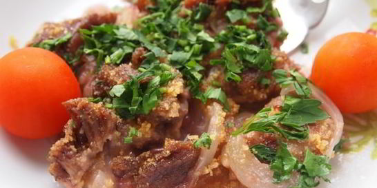 Запеченная говядина в соусе