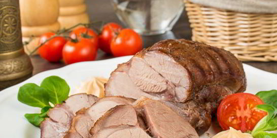 Запеченное бедро индейки в медовой глазури