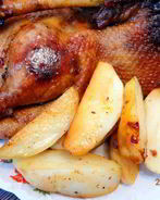 Запеченный гусь в пикантном маринаде