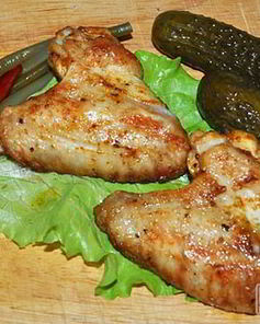 Запеченные крылышки с паприкой и горчицей