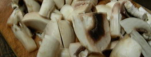 нежный гарнир из лука-порея и грибов с маскарпоне. Шаг 3