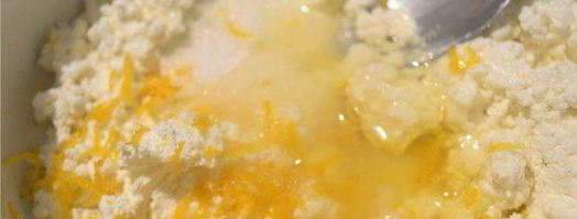 ньокки из творога с черничным соусом и сливками. Шаг 2