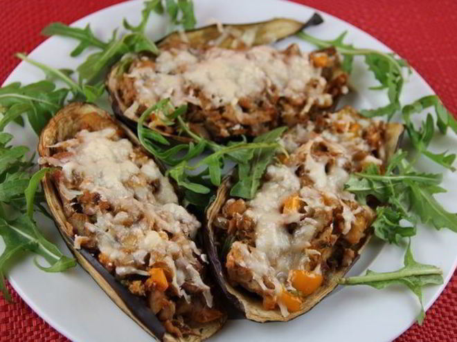 Рецепт баклажанов, фаршированных тунцом и сладким перцем