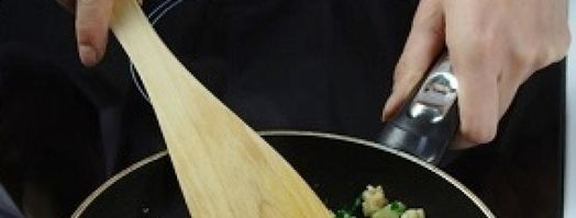 баклажаны с чесночной начинкой. Шаг 2