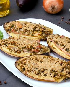Баклажаны с ветчиной и пармезаном