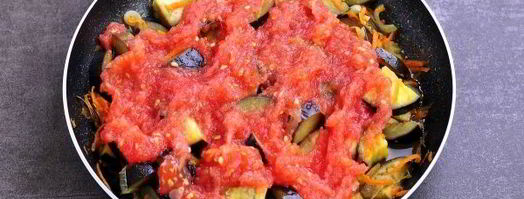 баклажаны тушеные с помидорами и чесноком. Шаг 7