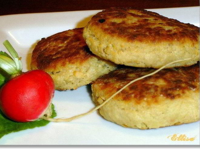 Рецепт биточков картофельно-яблочные с хреном