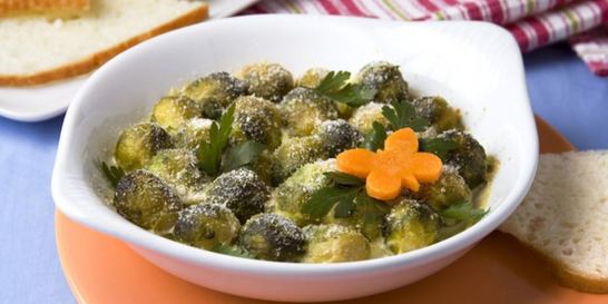 Брюссельская капуста в сливках