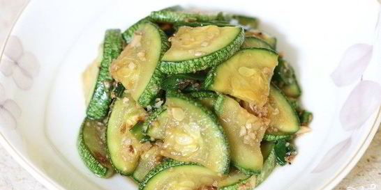 Кабачки по-корейски быстрые