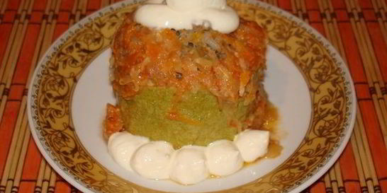 Кабачки с фаршем и рисом