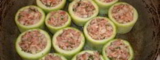 кабачки с фаршем и рисом. Шаг 4