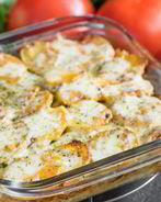 Кабачки запеченные с сыром в сметанном соусе