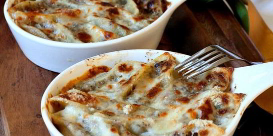 Кабачки, запеченные со сметаной и сыром