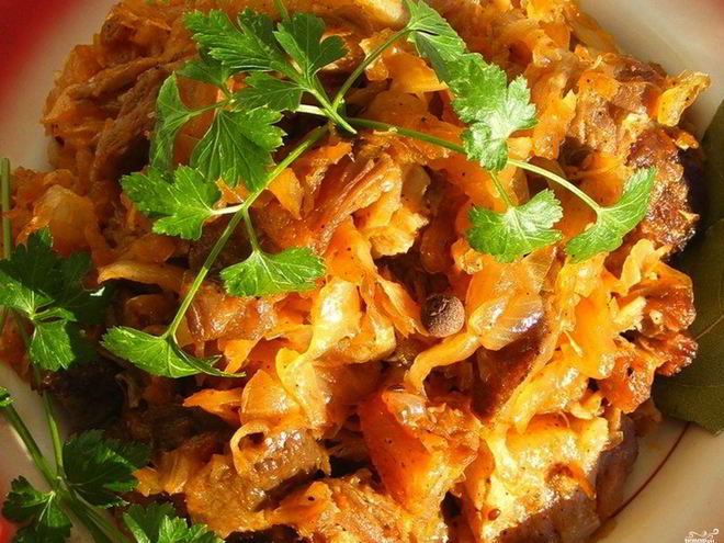 Рецепт капусты с тушенкой в мультиварке