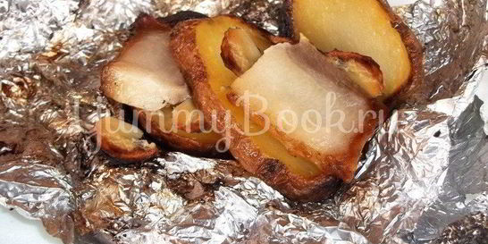 Картофель, запеченный на углях