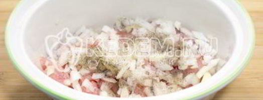 картофель запеченный с курицей в горшочке. Шаг 3