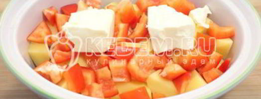 картофель запеченный с курицей в горшочке. Шаг 6