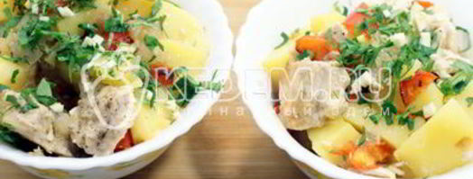 картофель запеченный с курицей в горшочке. Шаг 8