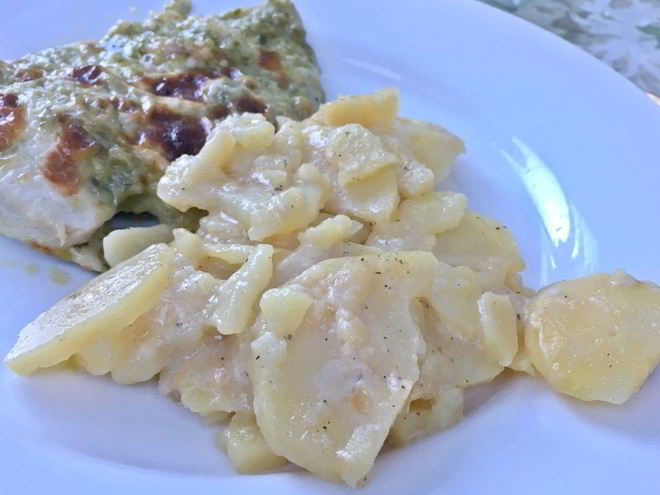 Рецепт картофеля запеченного в духовке с сыром