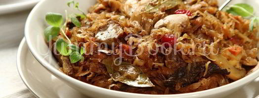 квашеная капуста, тушенная с клюквой. Шаг 4