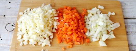 перец, фаршированный овощами, в томатной заливке. Шаг 5