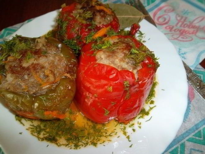 Рецепт перцев, фаршированных мясом и рисом