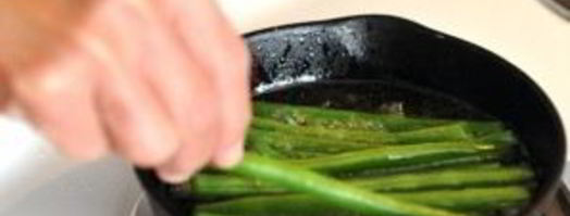 спаржевая фасоль жареная. Шаг 4