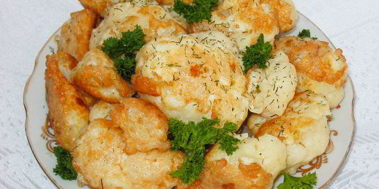 Цветная капуста, жаренная в яйце