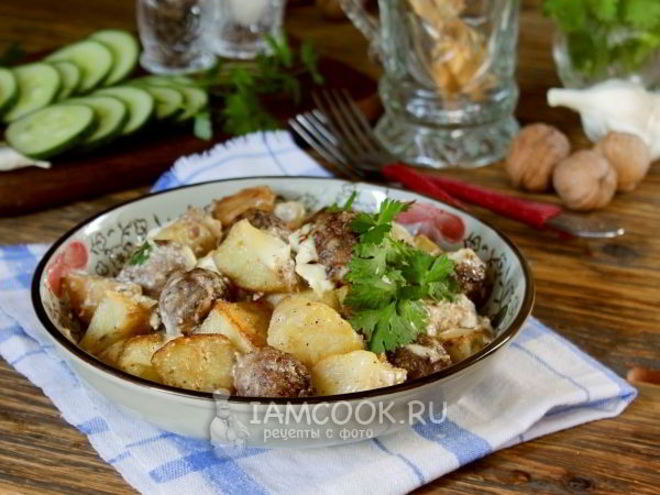 Рецепт тушеной картошки с фаршем