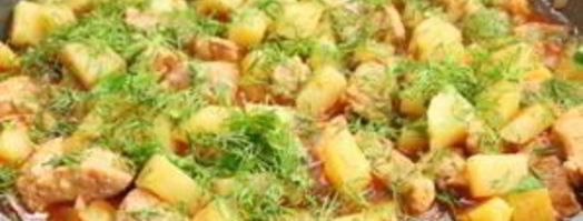 тушеная картошка со свининой на сковороде. Шаг 6