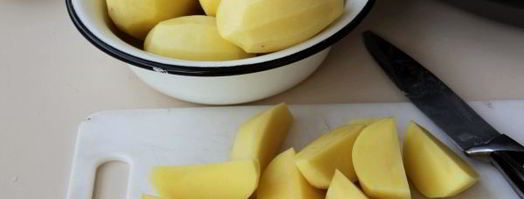 тушеная картошка в сметане в мультиварке. Шаг 4