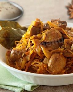 Тушеная квашеная капуста в духовке