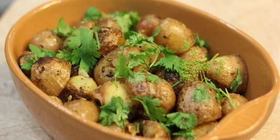 Запеченная молодая картошка без запекания