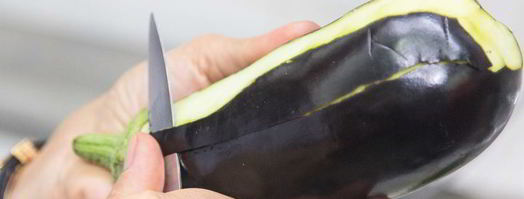 запеченный баклажан под соусом баже. Шаг 2