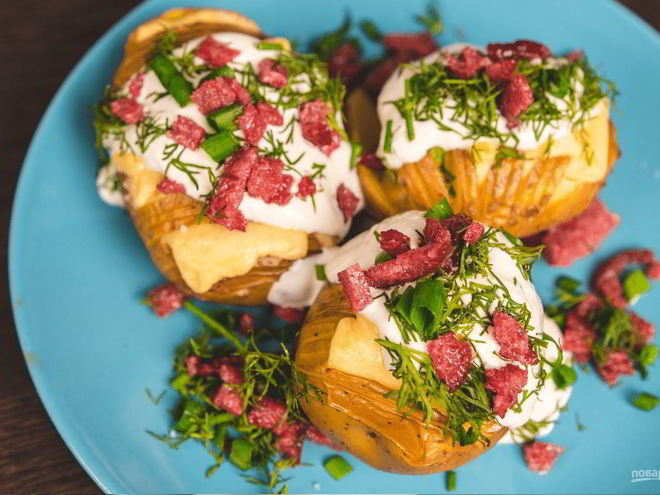 Рецепт запеченного картофеля в духовке с сыром