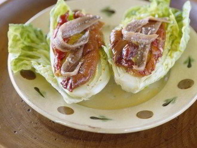 Рецепт жареных сладких перцев с анчоусами и оливковым маслом