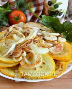 Жареные цуккини с йогуртовым соусом