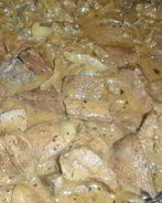 Говяжья печень, тушенная в сметане